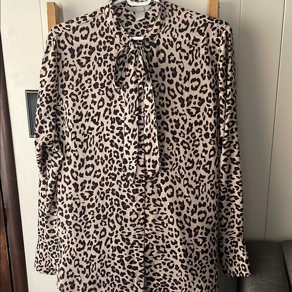 H&M Animal Print Blouse - Picture 1 of 6